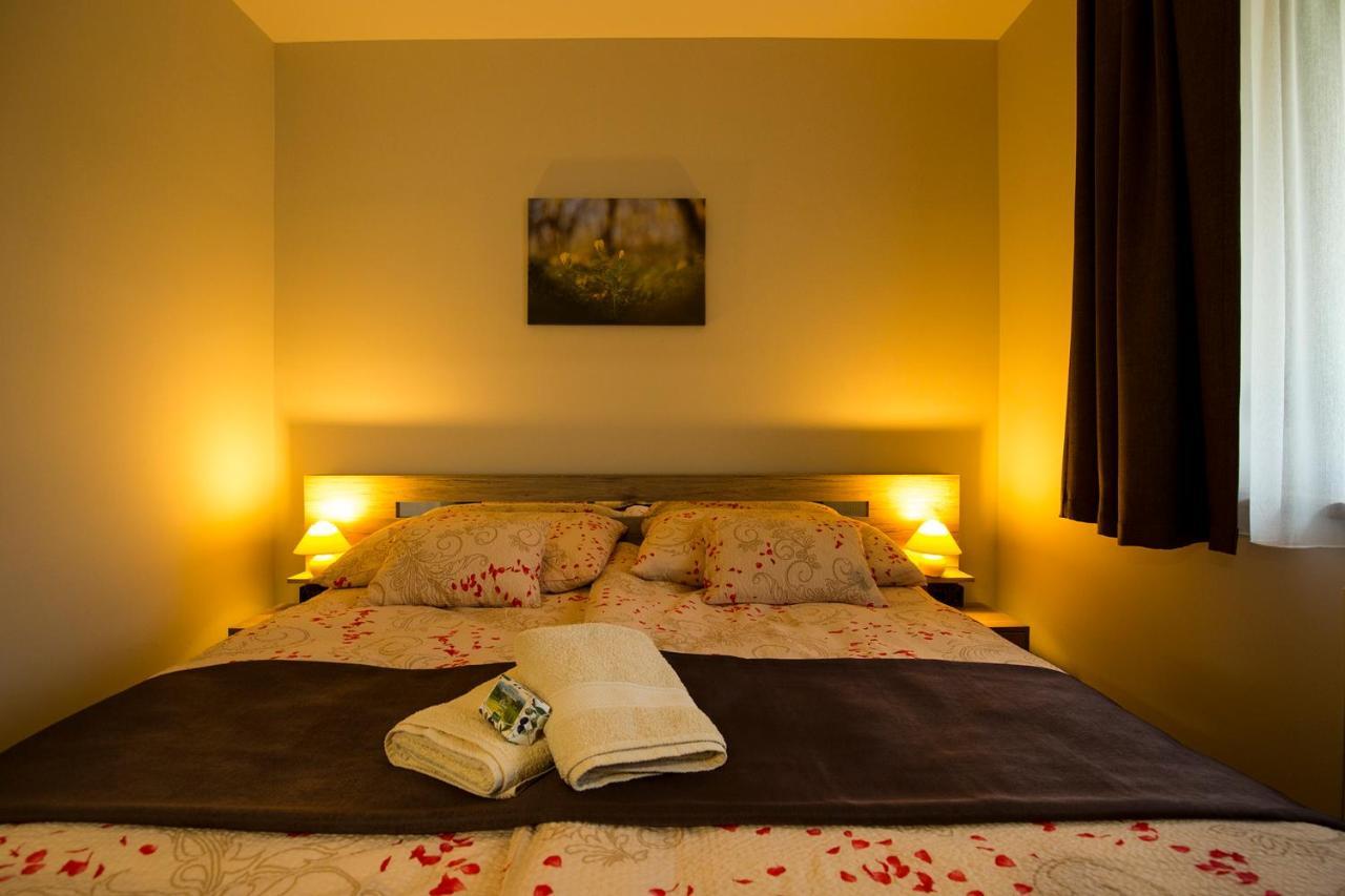 Bodzahaz Apartman Tarjan Ngoại thất bức ảnh