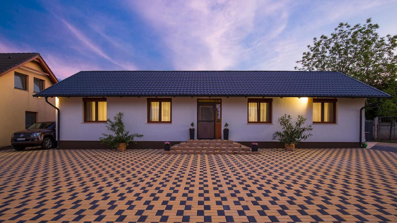 Bodzahaz Apartman Tarjan Ngoại thất bức ảnh